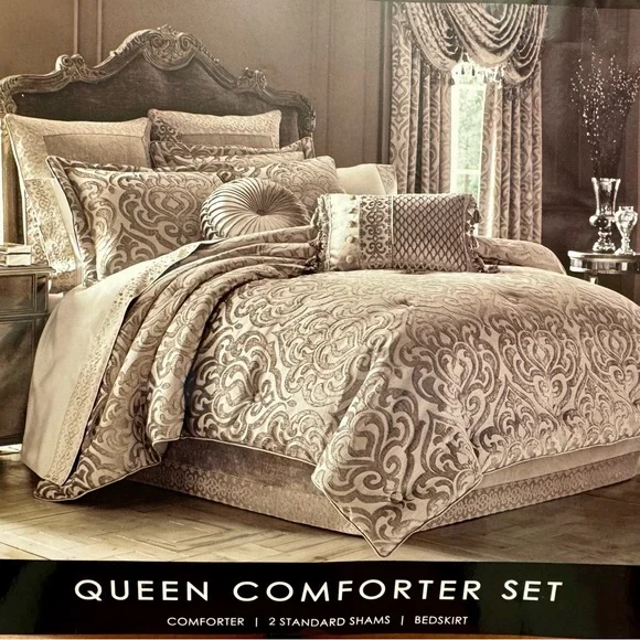 Luxurious Queen size Cream and Tan/Gray Comforter Set, Ornate,like new+3 pillows - Picture 1 of 15